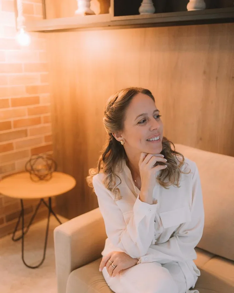 Simone Packer, psicóloga clínica especialista em infância e adolescência em Indaial, SC
